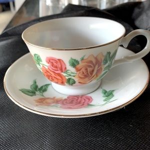 Tea cup n saucer